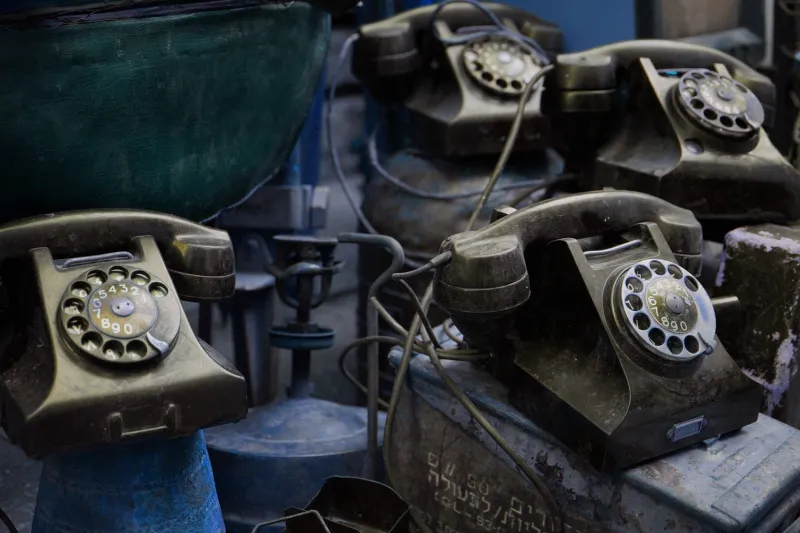 Nine Cents a Minute to Nowhere: The ISPs Still Selling Dial-Up and the People Still Buying It
